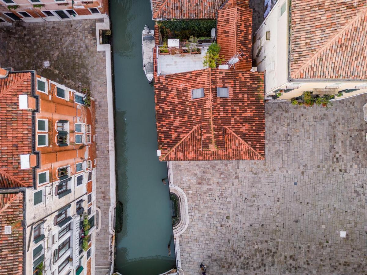 Garden Mansion With Private Mooring R&r Apartamento